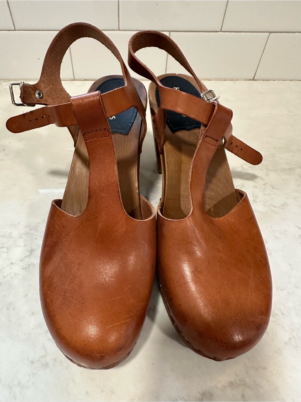 Women’s Hasbeens Brown Leather T-Strap Clog Sandals - sz 41